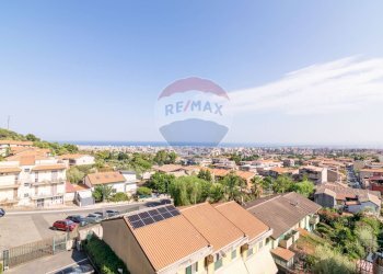 Edificio all\'aperto - Appartamento Via Peppino Impastato
 
39, Catania - foto 5