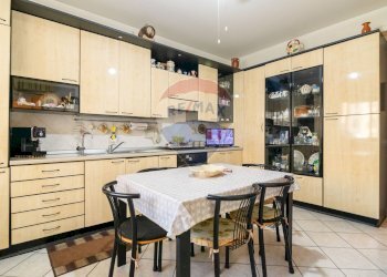 Cucina - Appartamento Via Peppino Impastato
 
39, Catania - foto 8