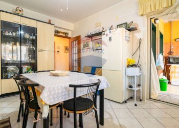 Sala da pranzo - Appartamento Via Peppino Impastato
 
39, Catania - foto 9