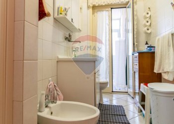 Bagno - Appartamento Via Peppino Impastato
 
39, Catania - foto 24