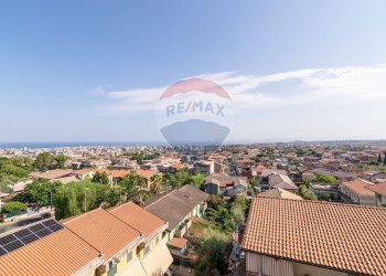 Edificio all\'aperto - Appartamento Via Peppino Impastato
 
39, Catania - foto 26