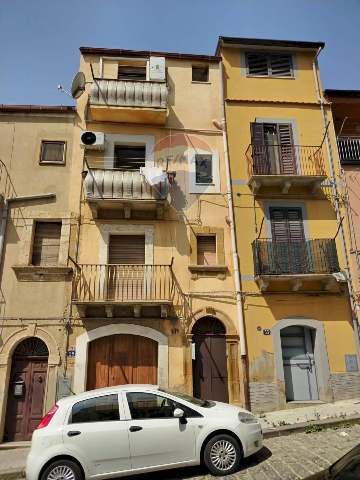 Edificio all\'aperto - Casa semi indipendente via stovigliai
 
31, Caltagirone - foto 2