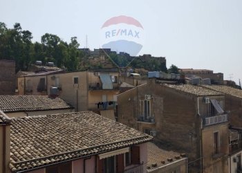 Edificio all\'aperto - Casa semi indipendente via stovigliai
 
31, Caltagirone - foto 3