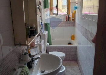 Bagno - Casa semi indipendente via stovigliai
 
31, Caltagirone - foto 18