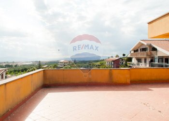 Terrazza - Attico Via Enrico Toti
 
8, Motta Sant'Anastasia - foto 4