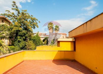 Terrazza - Attico Via Enrico Toti
 
8, Motta Sant'Anastasia - foto 6