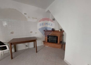 Soggiorno - Casa indipendente via vico ii piazza
 
5, Malvagna - foto 3