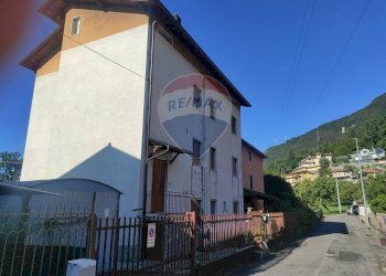 Edificio all\'aperto - Bilocale Costa Volpino - foto 1