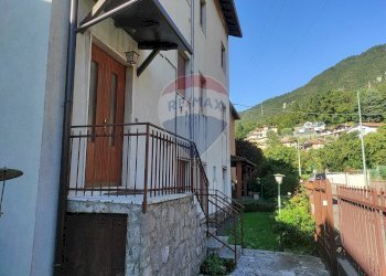 Edificio all\'aperto - Bilocale Costa Volpino - foto 3