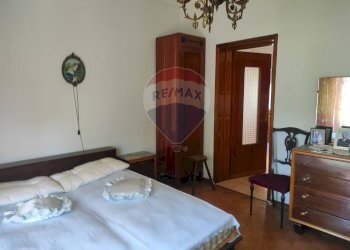 Camera / camera da letto - Bilocale Costa Volpino - foto 12