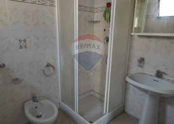 Bagno - Bilocale Costa Volpino - foto 14