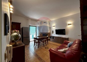 Sala da pranzo - Three-room apartment Via Marchese
 
21, Vieste - photo 2