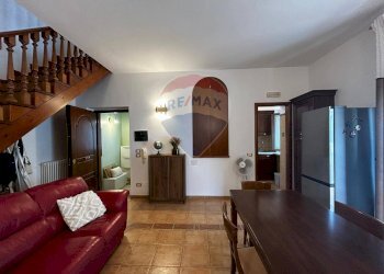 Sala da pranzo - Three-room apartment Via Marchese
 
21, Vieste - photo 3