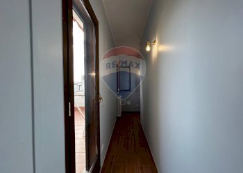 Hall / corridoio - Three-room apartment Via Marchese
 
21, Vieste - photo 20