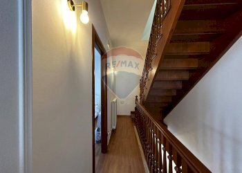 Scale - Three-room apartment Via Marchese
 
21, Vieste - photo 10