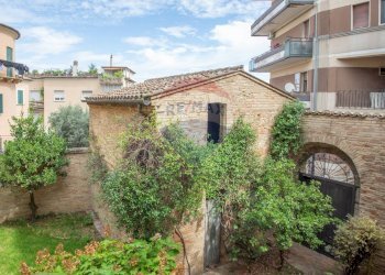 Casa all\'aperto - Casa semi indipendente Via Sant'Eligio
 
22, Chieti - foto 13