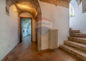 Scale - Casa semi indipendente Via Sant'Eligio
 
22, Chieti - foto 16