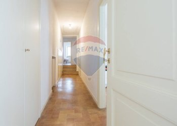 Hall / corridoio - Casa semi indipendente Via Sant'Eligio
 
22, Chieti - foto 35