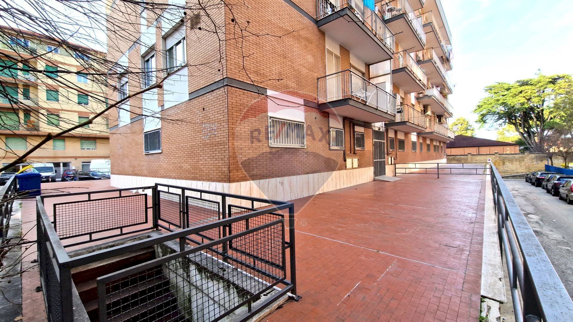 Edificio all\'aperto - Ufficio via de litio
 
36/28, Chieti - foto 2