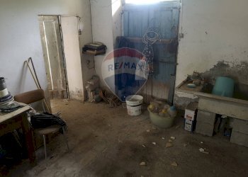 Dispensa di stoccaggio - Independent house Via San Vincenzo
 
31, Vicoli - photo 41