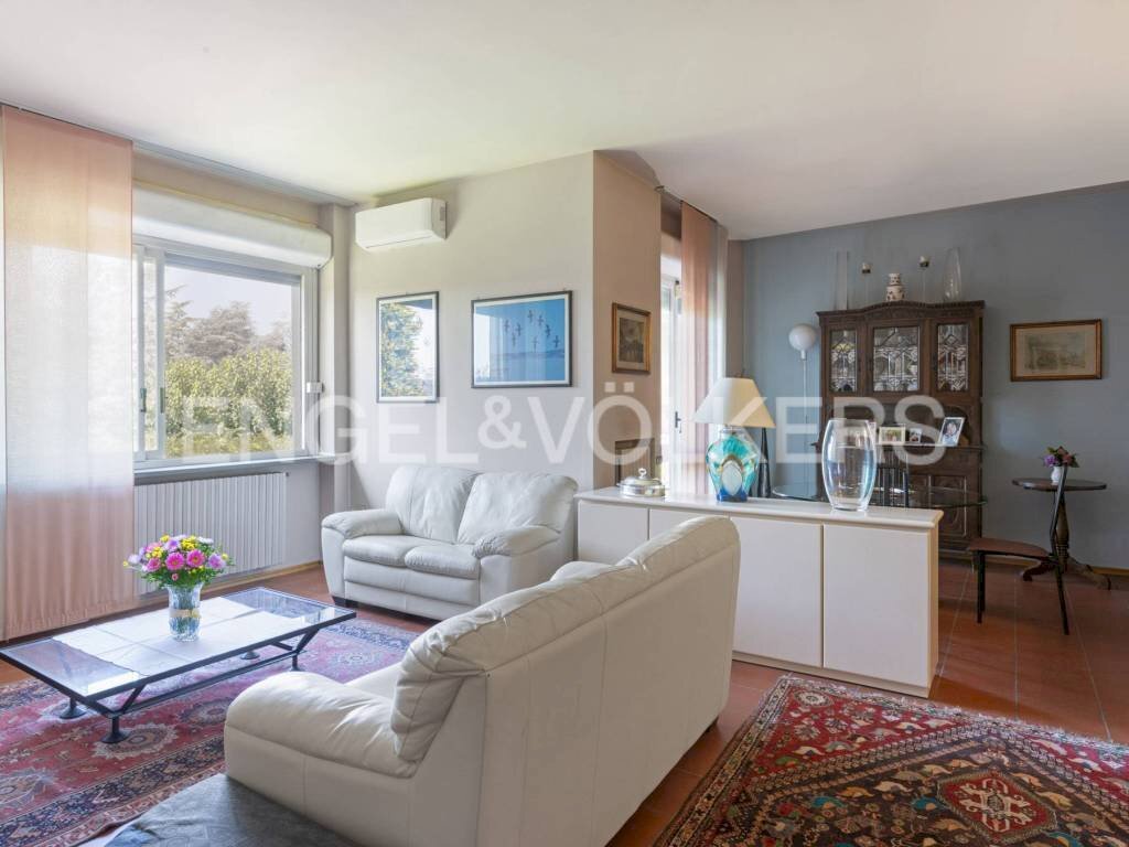 Salone - Villa via Mondo, Castello di Annone - foto 2