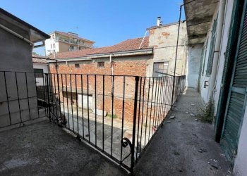 Stable - Palace Vicolo Massimo del Pero, Valenza - photo 25