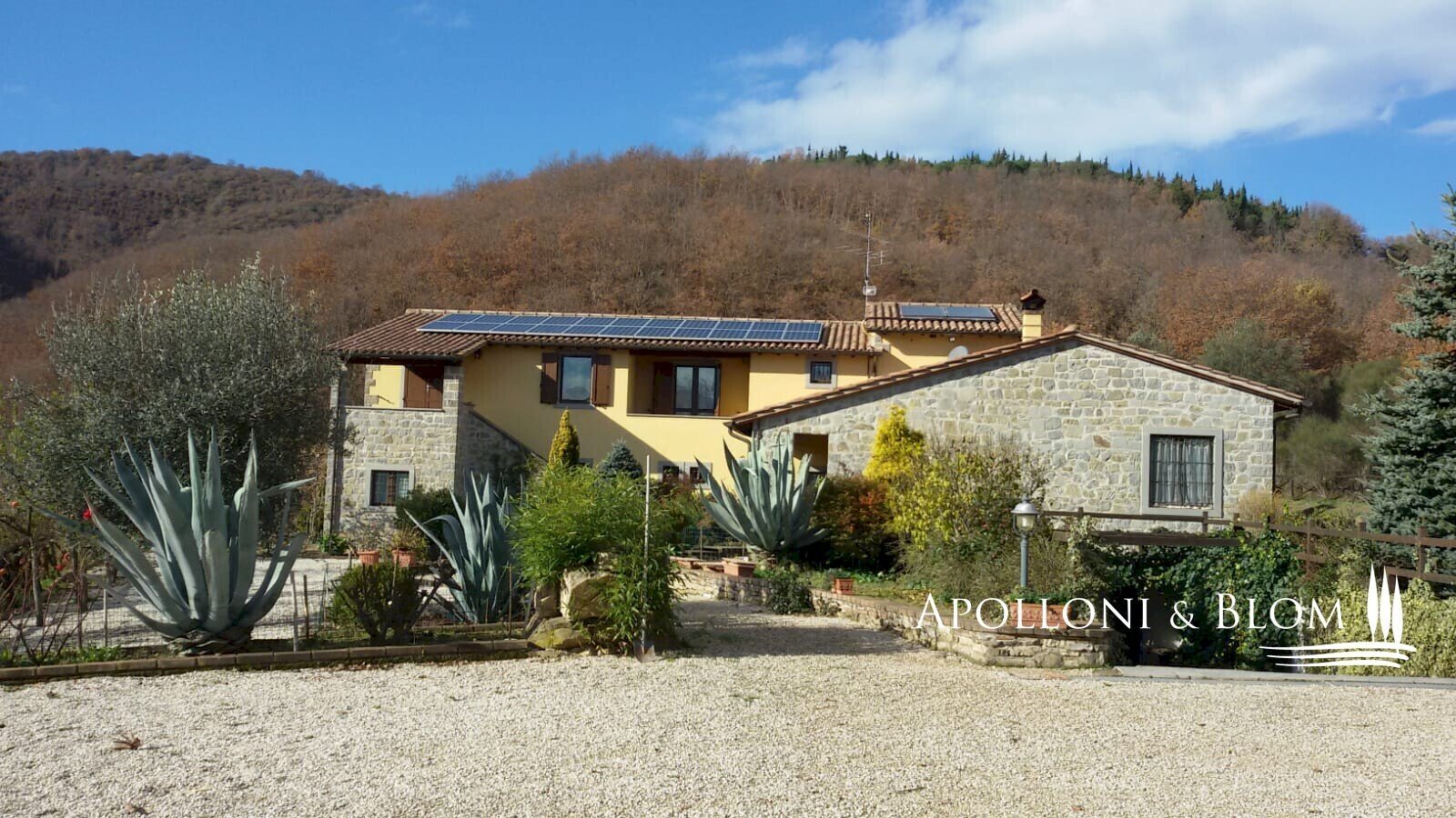 Single Family Villa SP 43, 12, Lisciano Niccone - photo 1