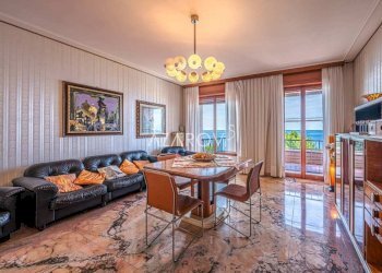 Three-room apartment Ospedaletti - photo 4