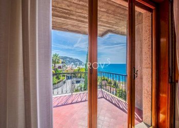 Three-room apartment Ospedaletti - photo 12