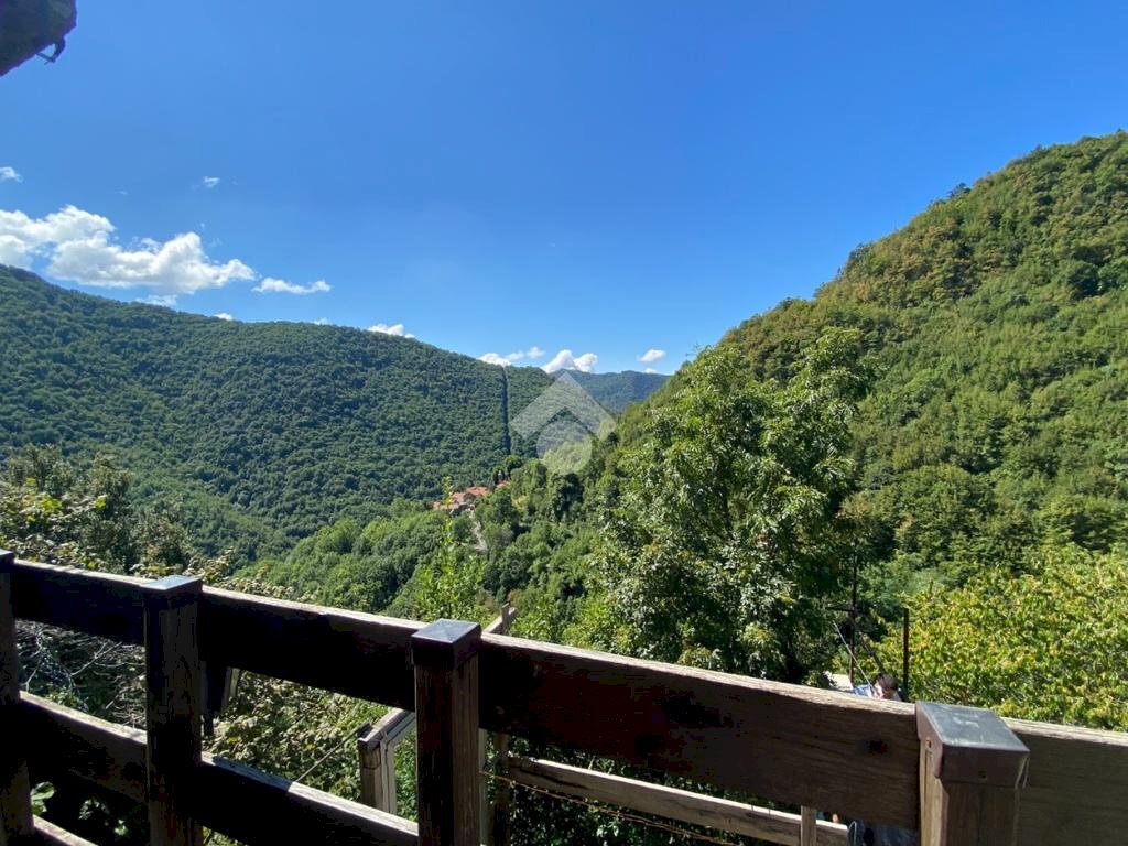 Semi-detached house Località Tonno, Valbrevenna - photo 1