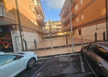 Magazzino - Magazzino via delle Orchidee, Rieti - foto 6