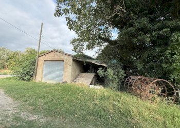 Agricultural land Via Rovere, hamlet Marmorta, Molinella - photo 9
