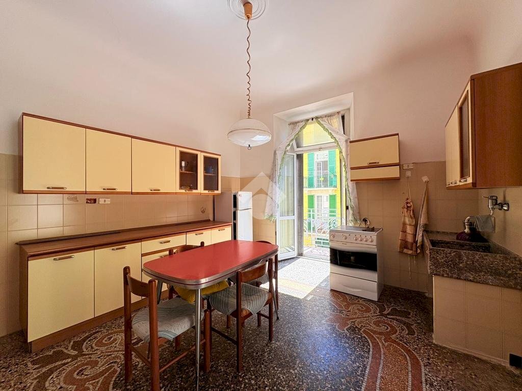 Appartamento Via Anton Giulio Barrili, Savona - foto 1