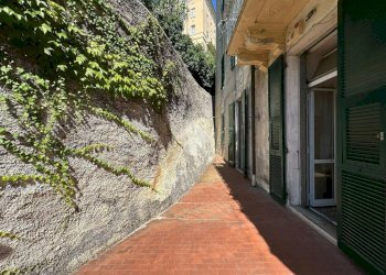 Appartamento Via Anton Giulio Barrili, Savona - foto 2