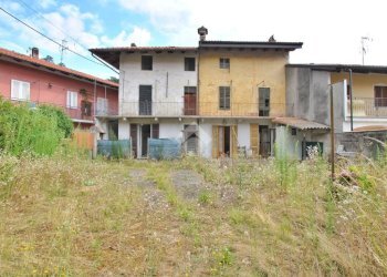 Independent house Via E Angiono Foglietti, Moncrivello - photo 1