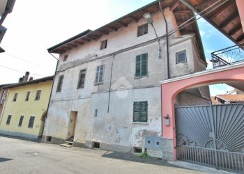 Independent house Via E Angiono Foglietti, Moncrivello - photo 2