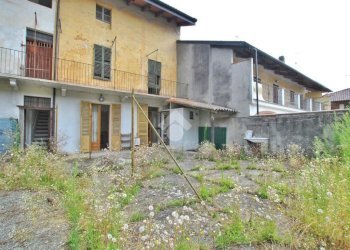 Independent house Via E Angiono Foglietti, Moncrivello - photo 3