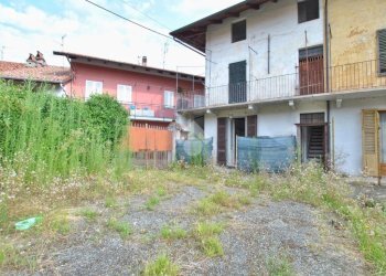 Independent house Via E Angiono Foglietti, Moncrivello - photo 4