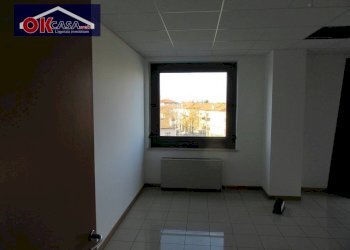 Foto 5 - Attività Commerciale Via Galvani, Monfalcone - foto 5