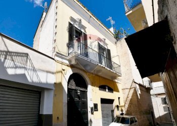 Edificio all\'aperto - Casa indipendente Via Pietro Aretino
 
17, Triggiano - foto 5