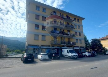 Esterno - Trilocale Via Battaglia San Martino
 
62, Cuveglio - foto 2