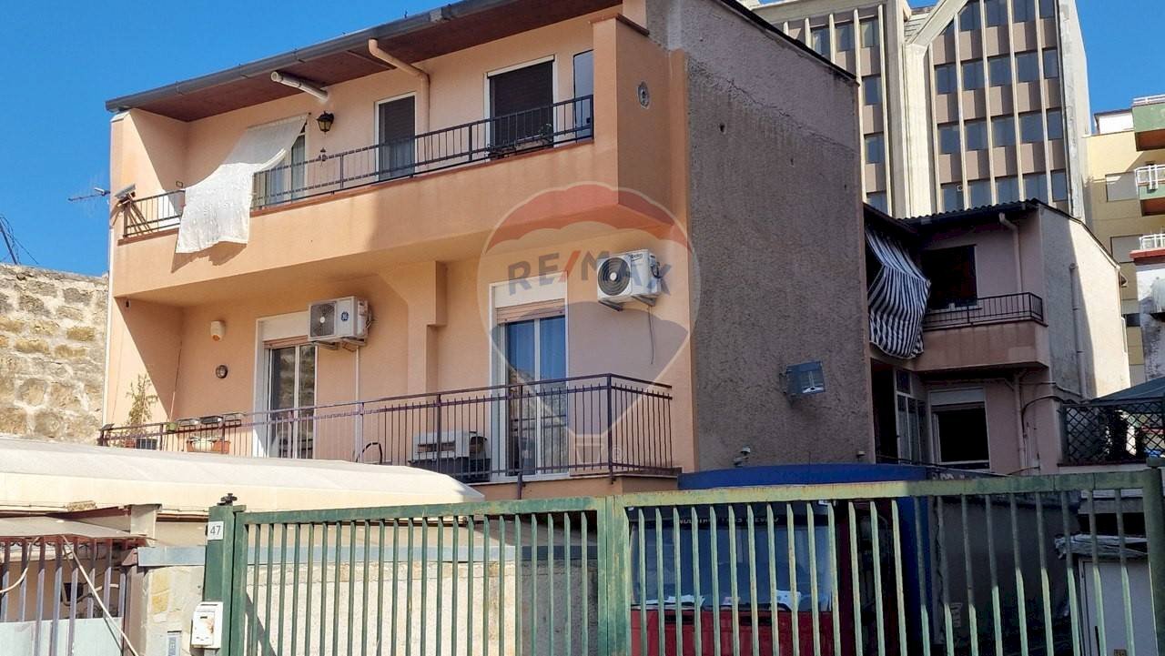 Edificio all\'aperto - Apartment Viale Praga
49, Palermo - photo 2