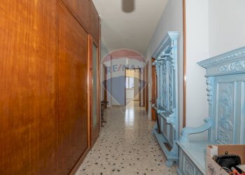 Hall / corridoio - Appartamento Viale Principe Umberto
 
23, Caltagirone - foto 2