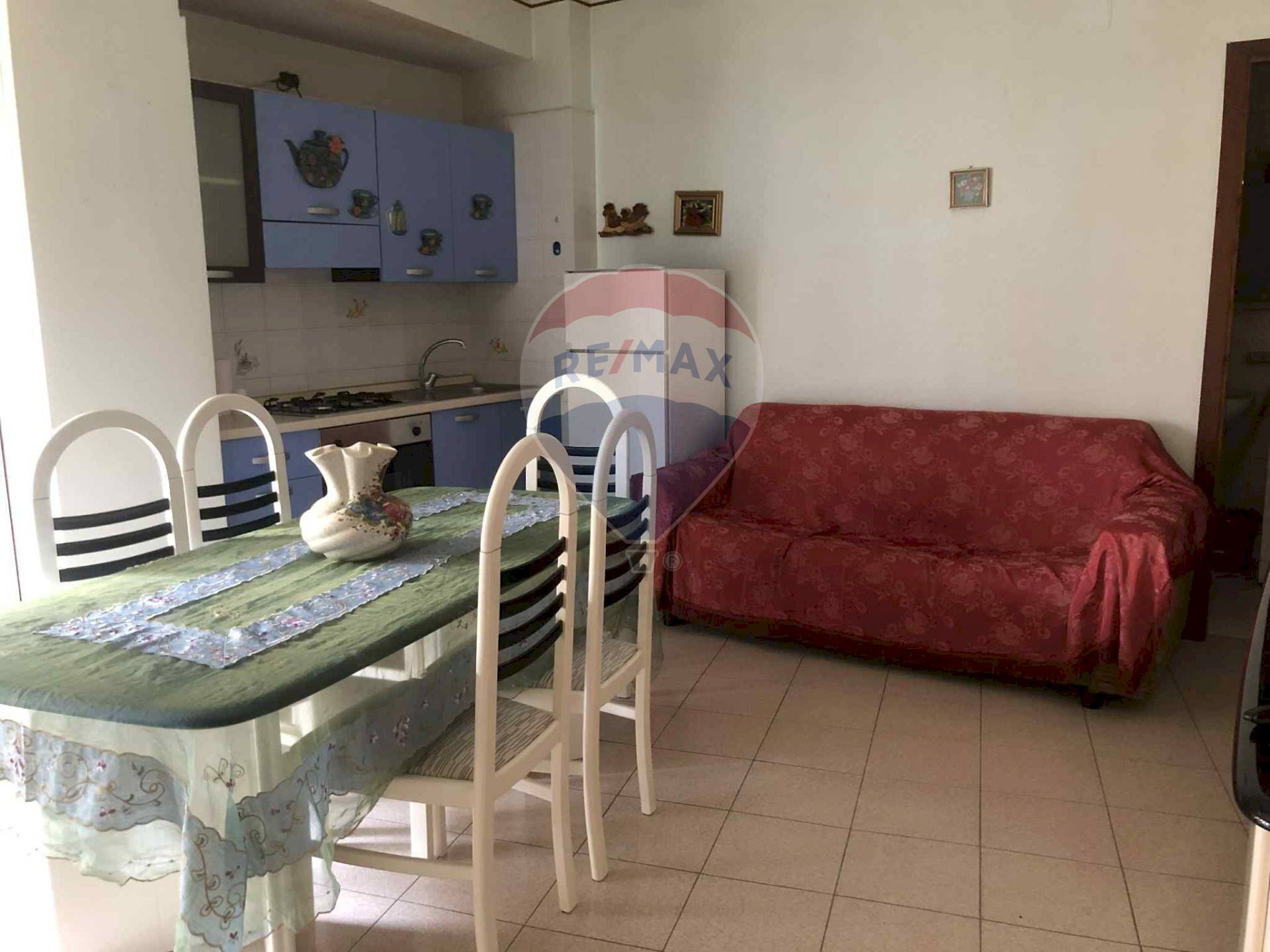 Sala da pranzo - Two-room apartment Via San Nicolò
 
246, Misterbianco - photo 2