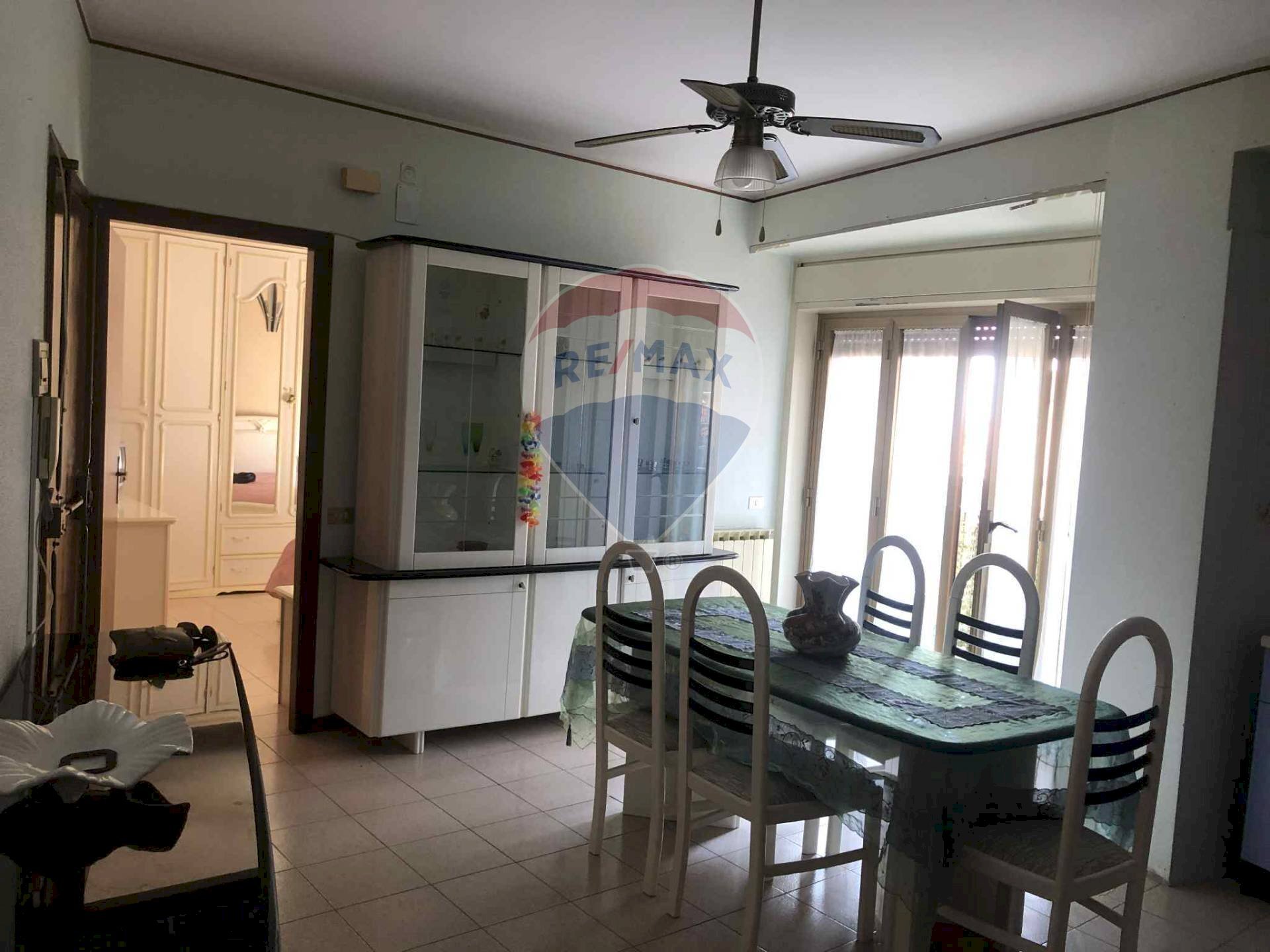 Sala da pranzo - Two-room apartment Via San Nicolò
 
246, Misterbianco - photo 1