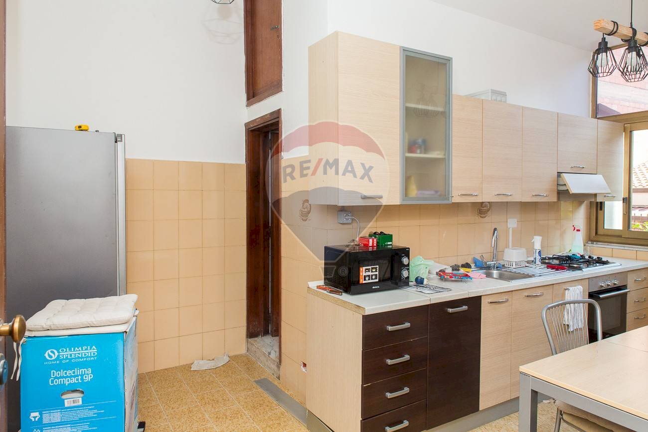 Cucina - Trilocale Via Dei Mille
175/A, Misterbianco - foto 2