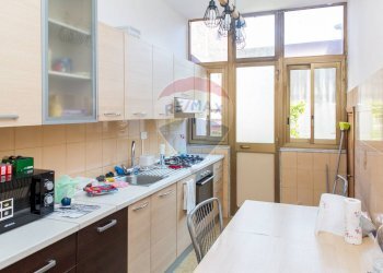 Cucina - Trilocale Via Dei Mille
 
175/A, Misterbianco - foto 1