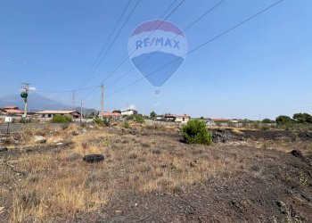 Vista delle montagne - Terreno agricolo Via Francia
 
snc, Belpasso - foto 1