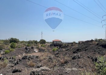 Vista delle montagne - Terreno agricolo Via Francia
 
snc, Belpasso - foto 7
