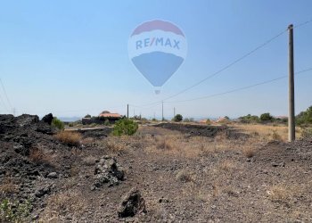 Vista delle montagne - Terreno agricolo Via Francia
 
snc, Belpasso - foto 9